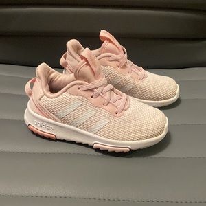 Adidas toddler girl shoes size 9.5